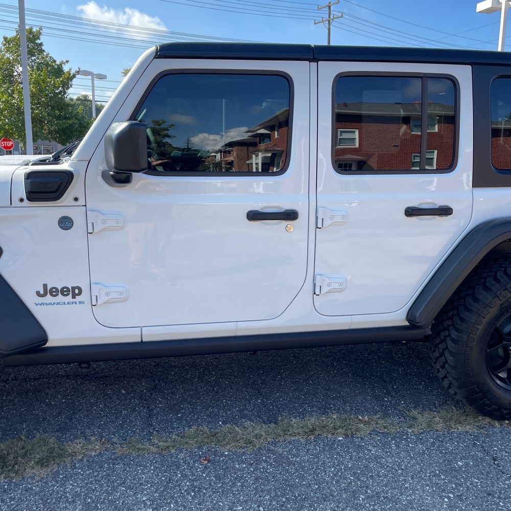 2025 Jeep Wrangler Willys 4xe