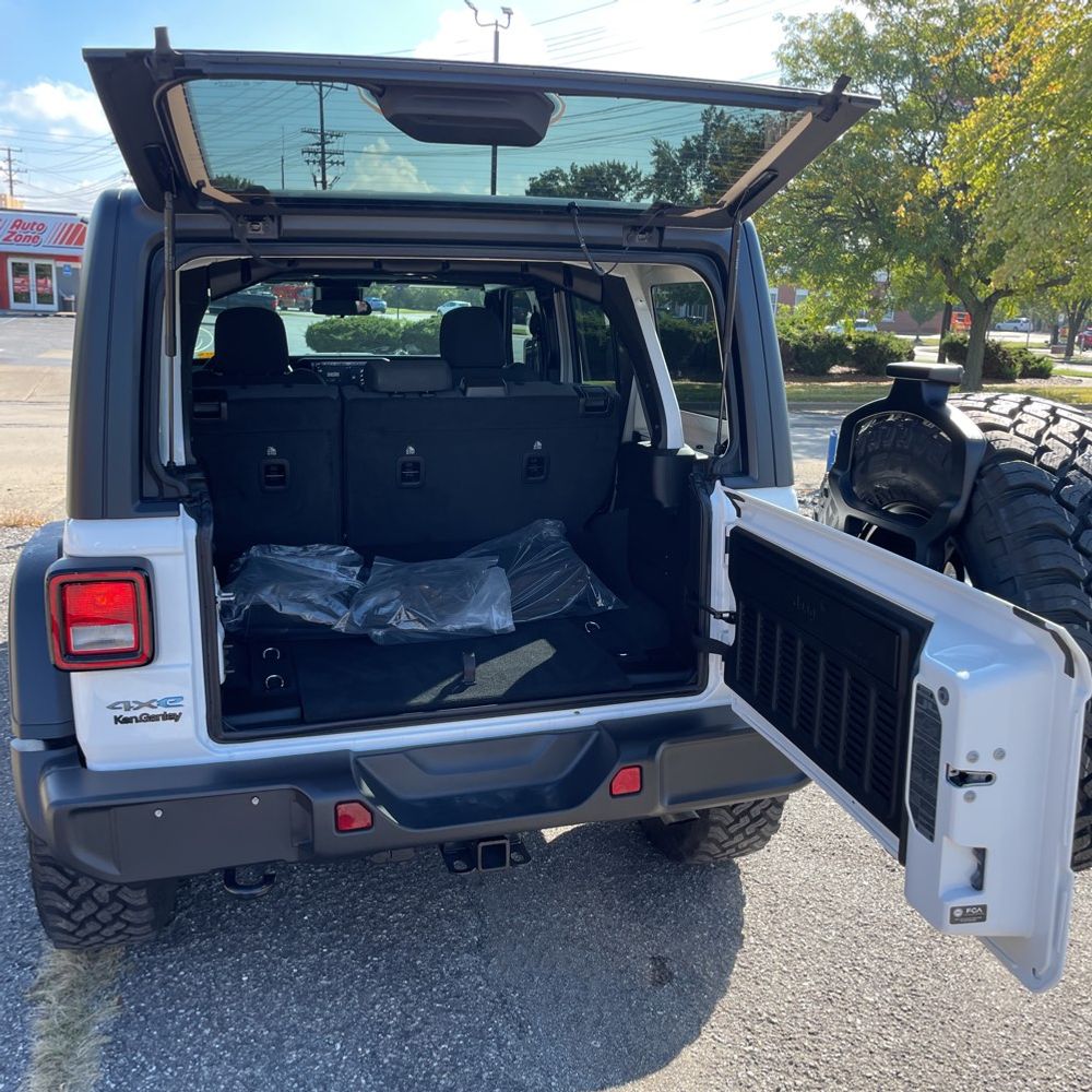 2025 Jeep Wrangler Willys 4xe