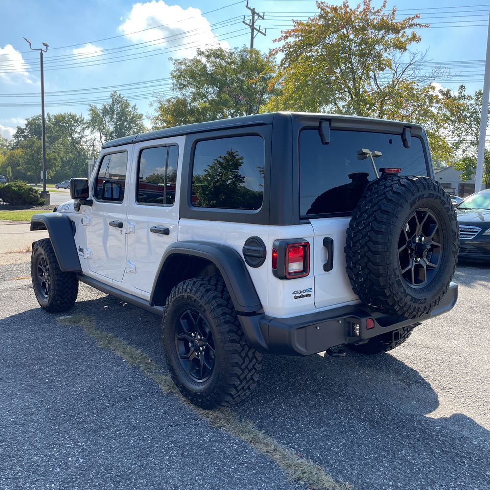 2025 Jeep Wrangler Willys 4xe