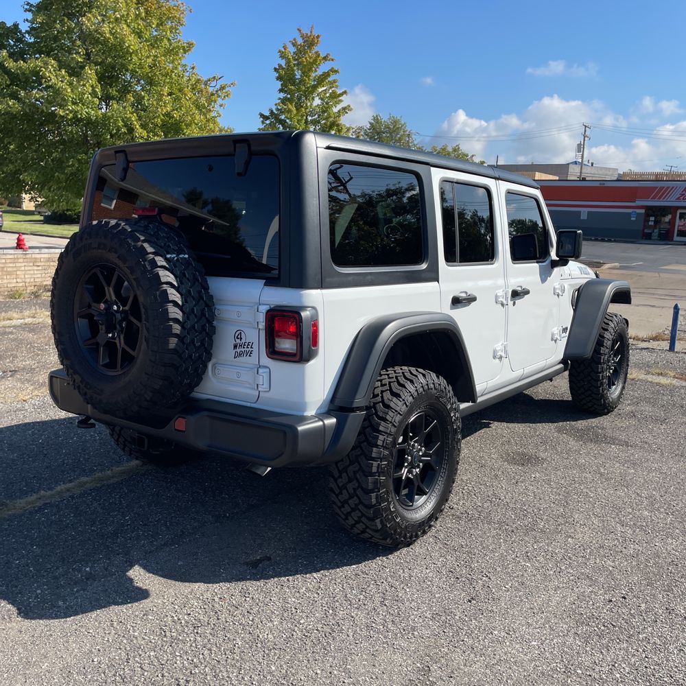 2025 Jeep Wrangler Willys 4xe