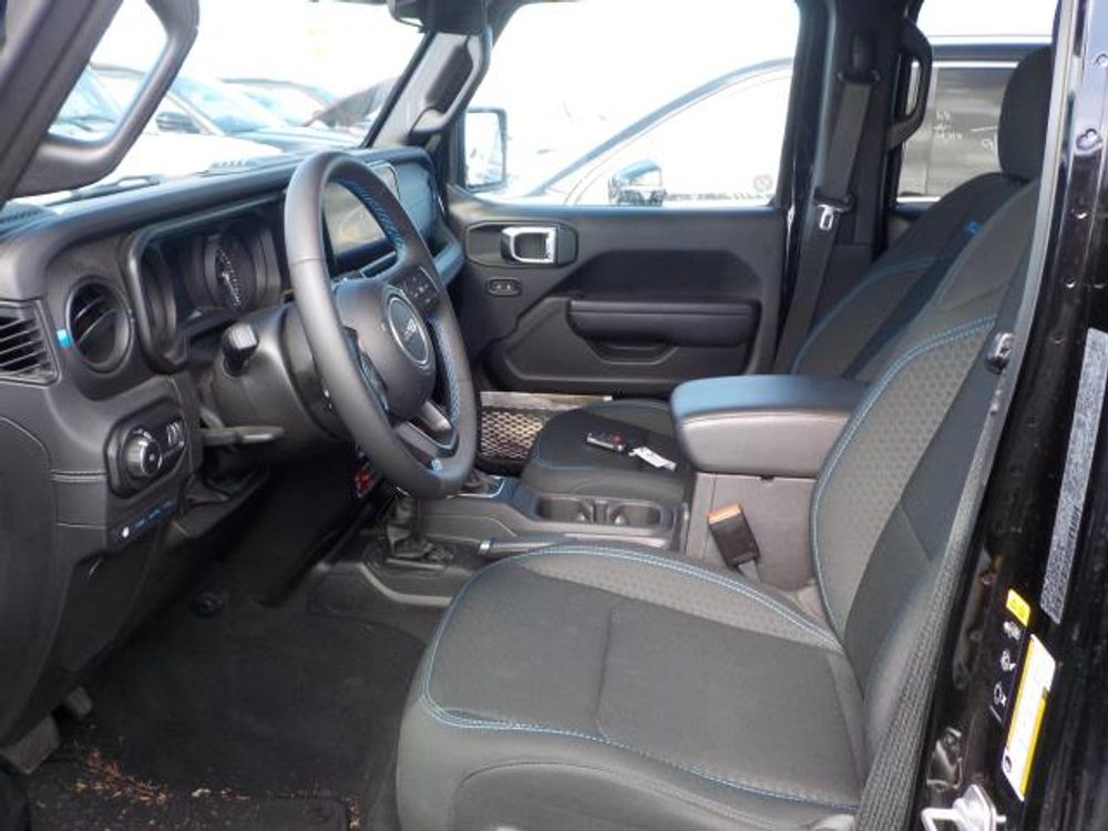 2025 Jeep Wrangler 4xe Rubicon