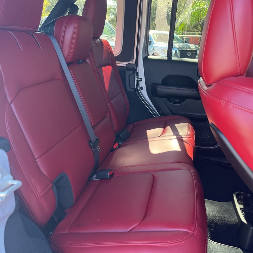2024 Jeep Wrangler Rubicon 392