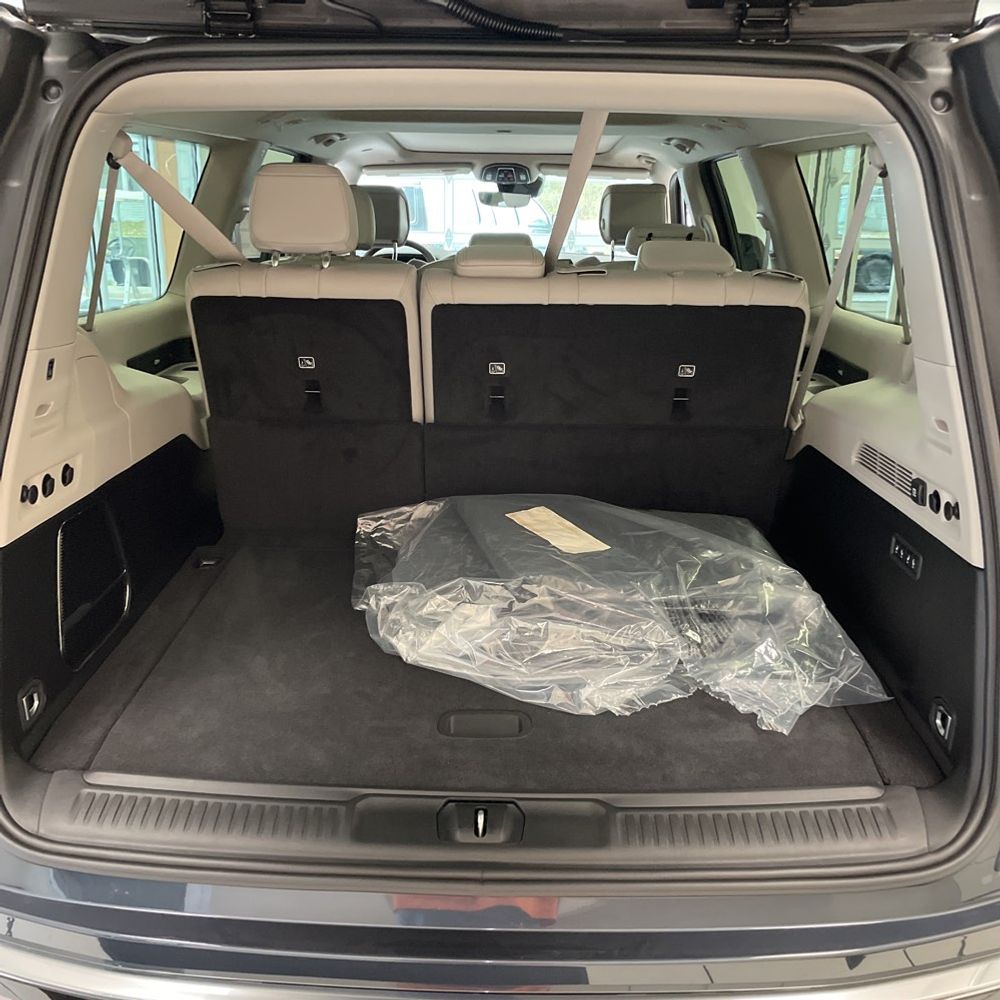 2024 Jeep Wagoneer L Base
