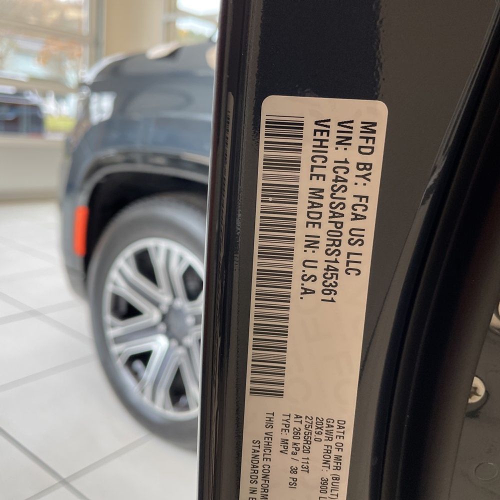 2024 Jeep Wagoneer L Base
