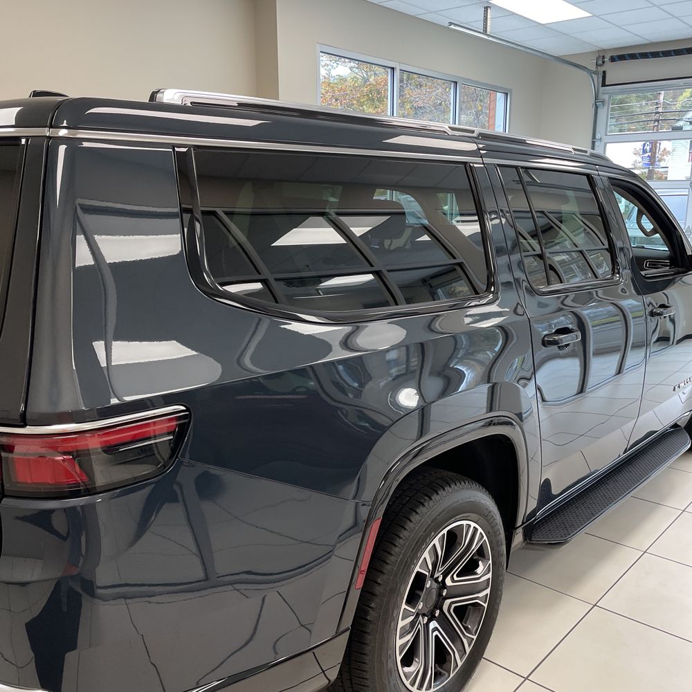 2024 Jeep Wagoneer L Base