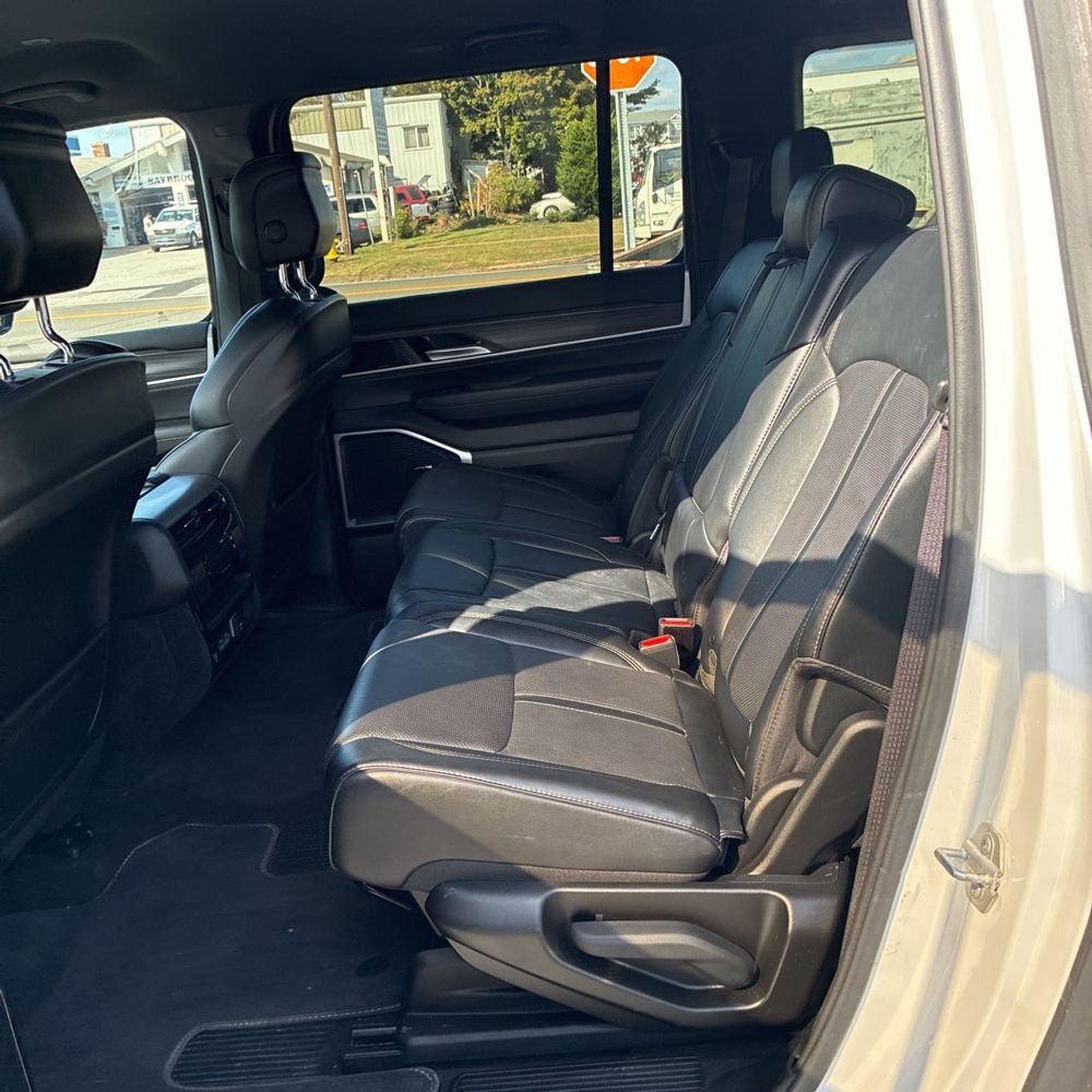 2024 Jeep Wagoneer L Series II