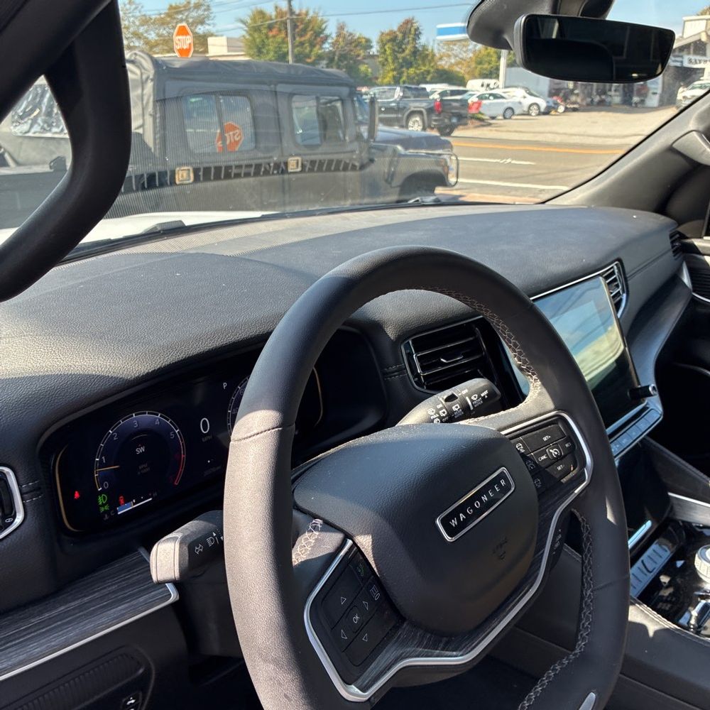 2024 Jeep Wagoneer L Series II