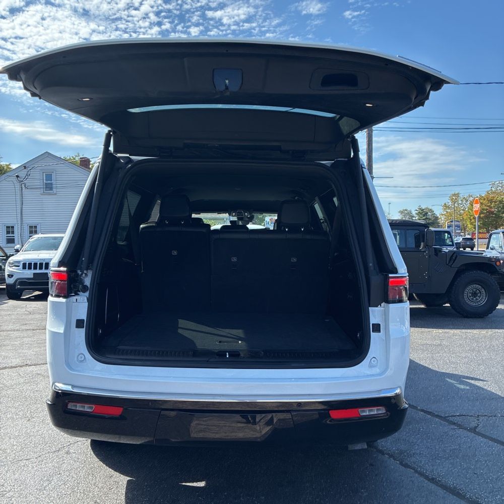 2024 Jeep Wagoneer L Series II