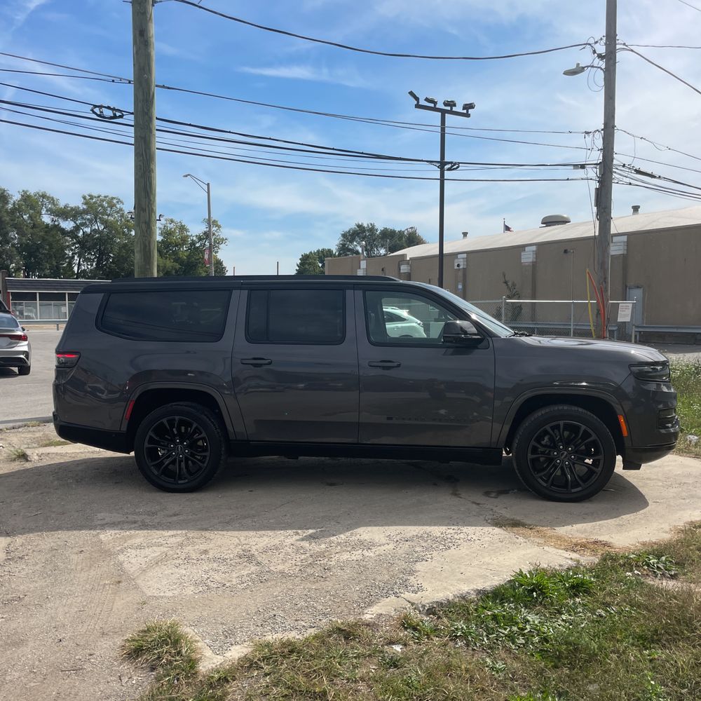 2024 Jeep Grand Wagoneer L Series II