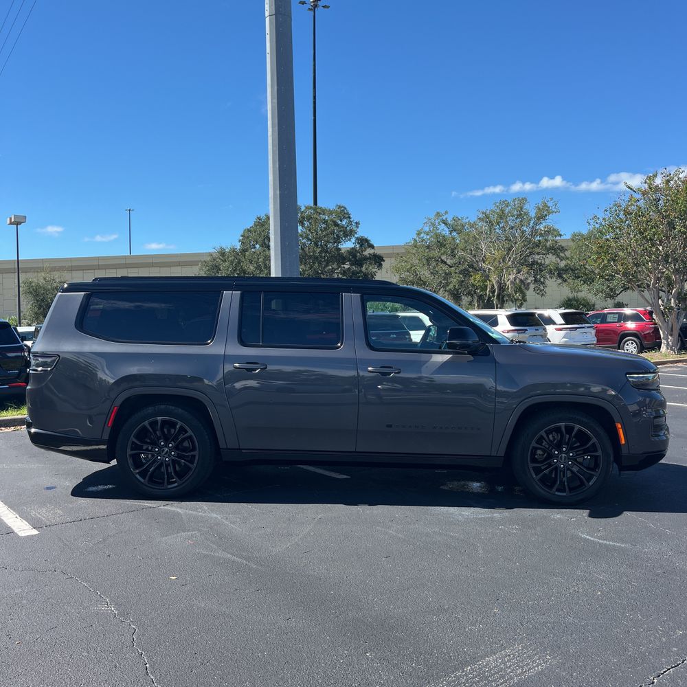 2024 Jeep Grand Wagoneer L Obsidian