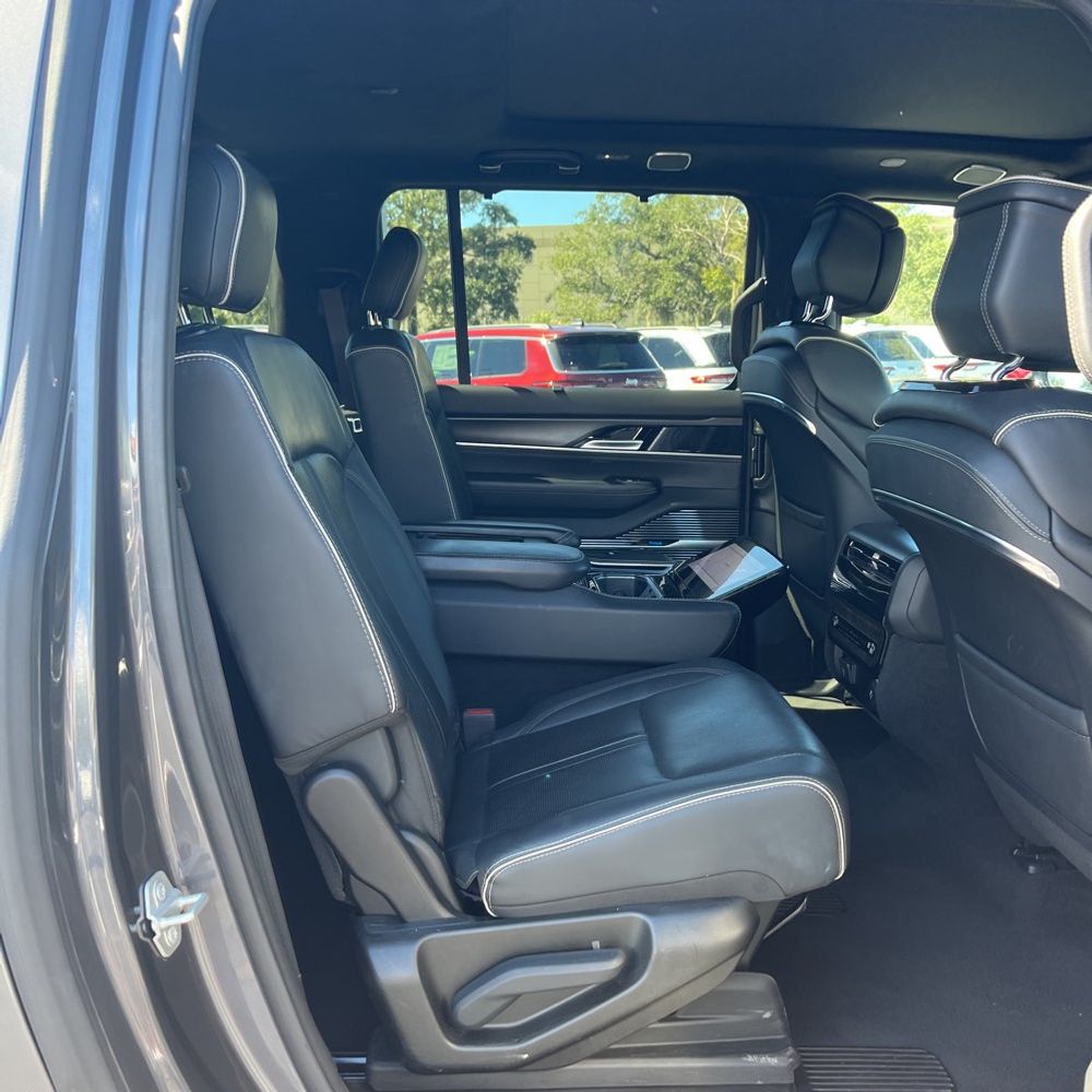 2024 Jeep Grand Wagoneer L Obsidian