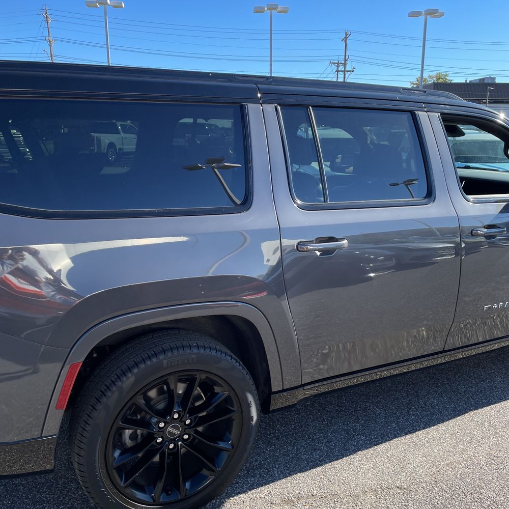2024 Jeep Grand Wagoneer L Obsidian