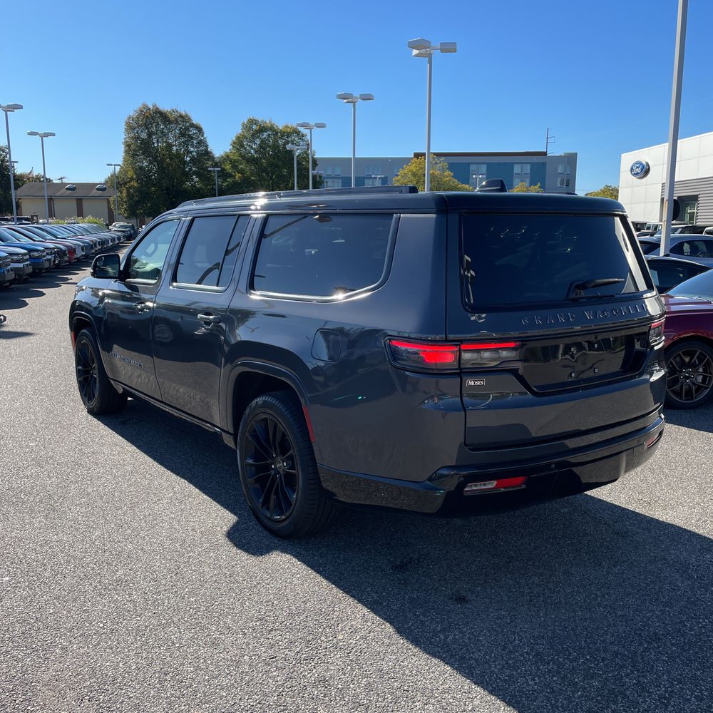2024 Jeep Grand Wagoneer L Obsidian
