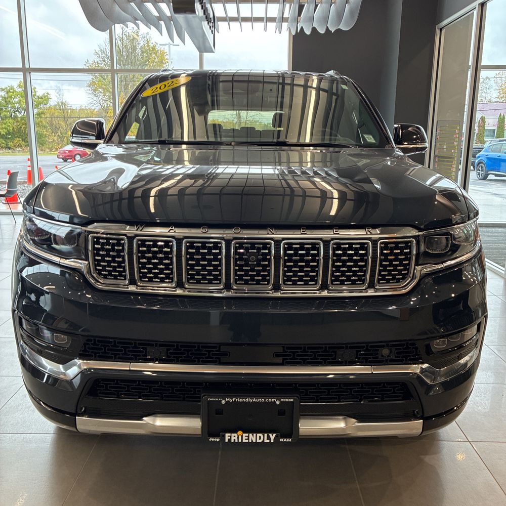 2023 Jeep Grand Wagoneer L Series III
