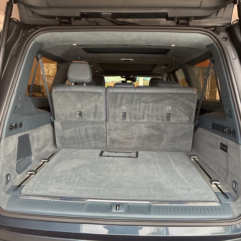 2023 Jeep Grand Wagoneer L Series III