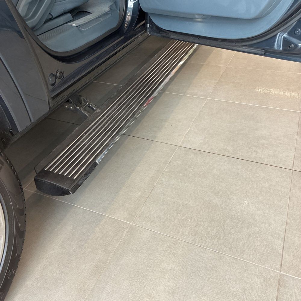 2023 Jeep Grand Wagoneer L Series III