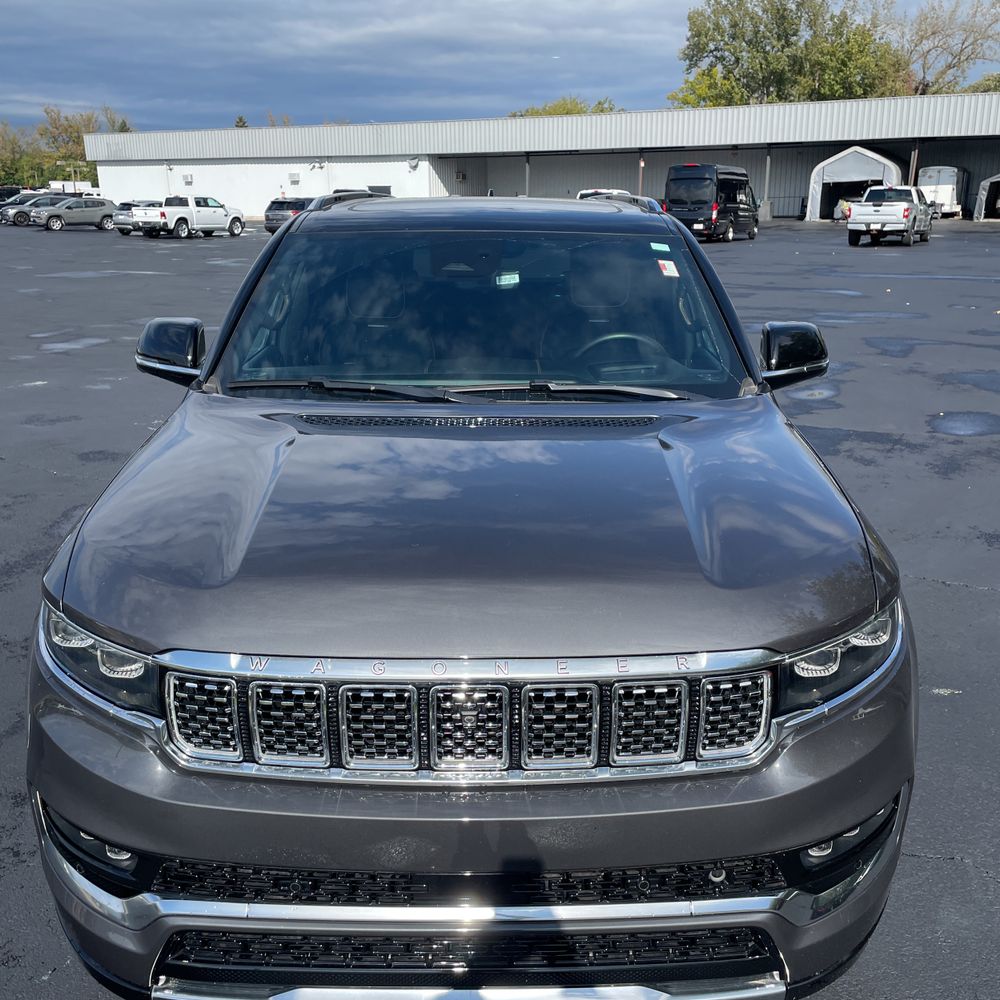 2024 Jeep Grand Wagoneer L Series III