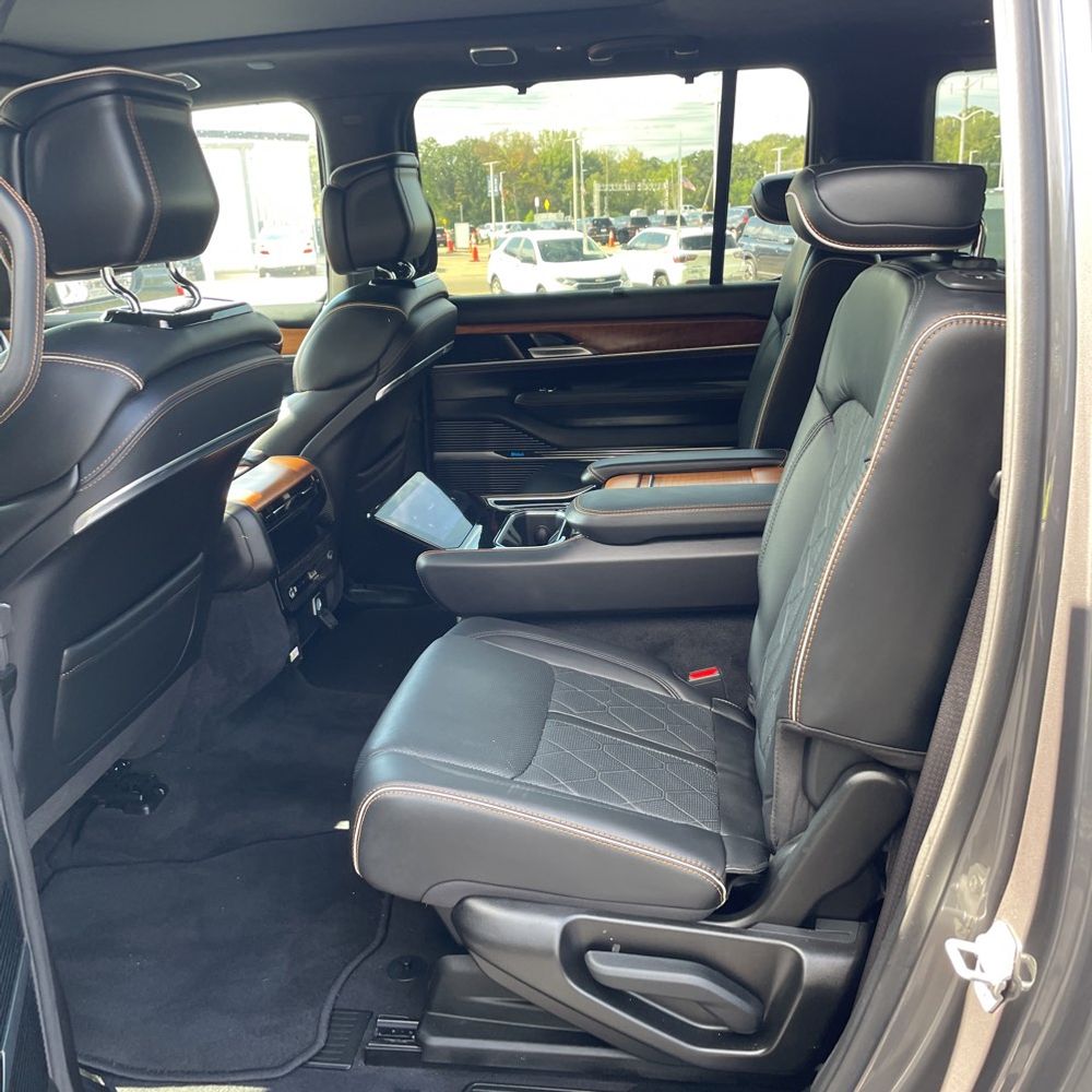 2024 Jeep Grand Wagoneer L Series III