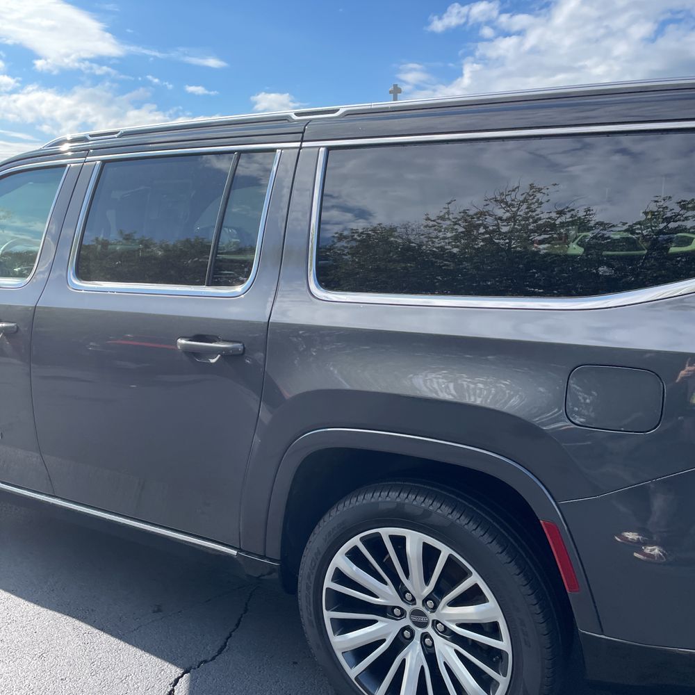 2024 Jeep Grand Wagoneer L Series III