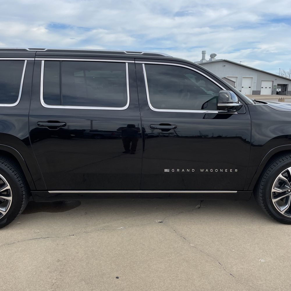 2023 Jeep Grand Wagoneer L Series III