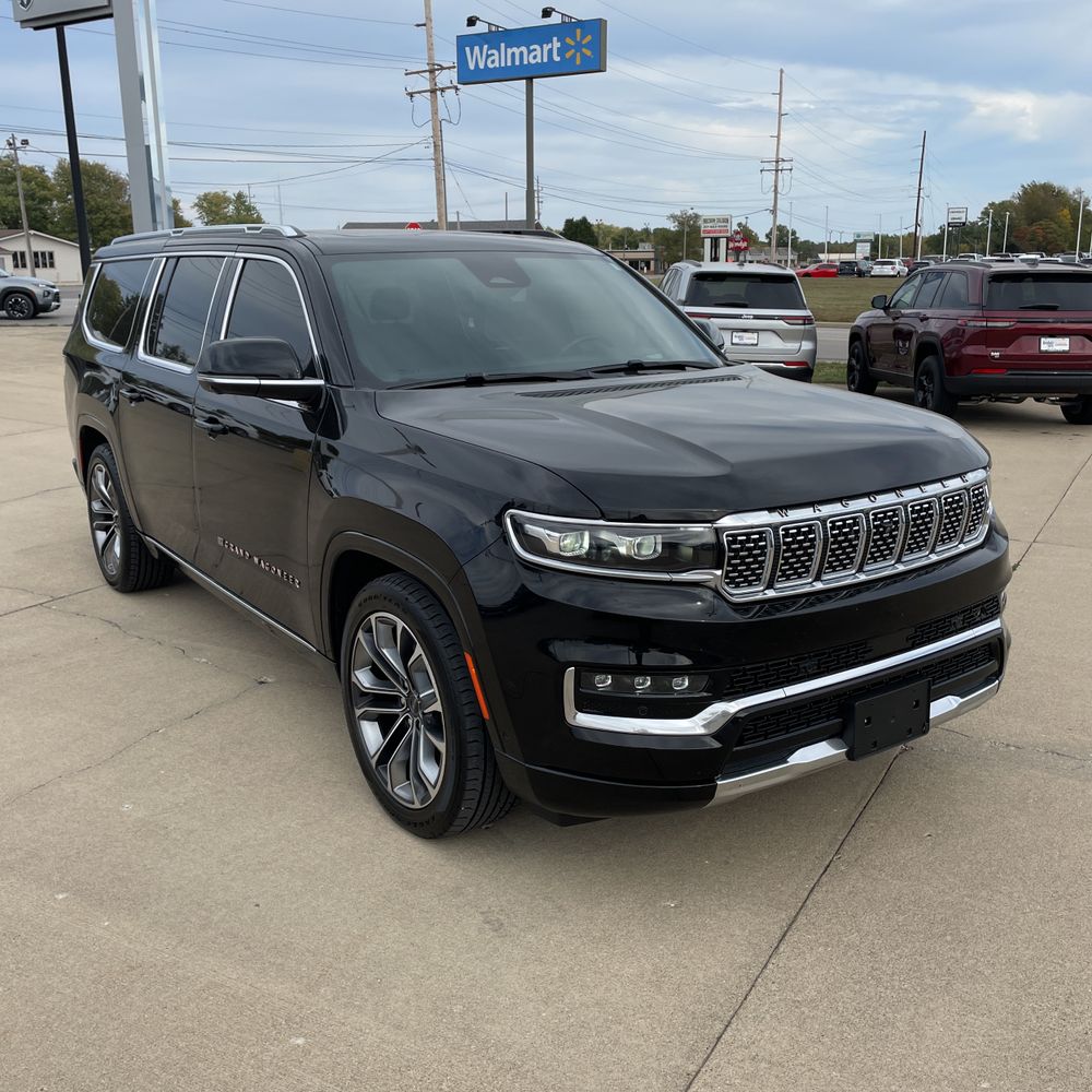 2023 Jeep Grand Wagoneer L Series III