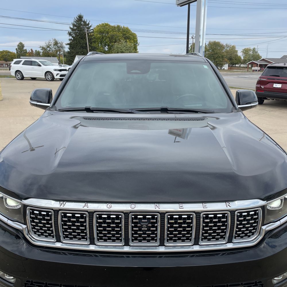 2023 Jeep Grand Wagoneer L Series III