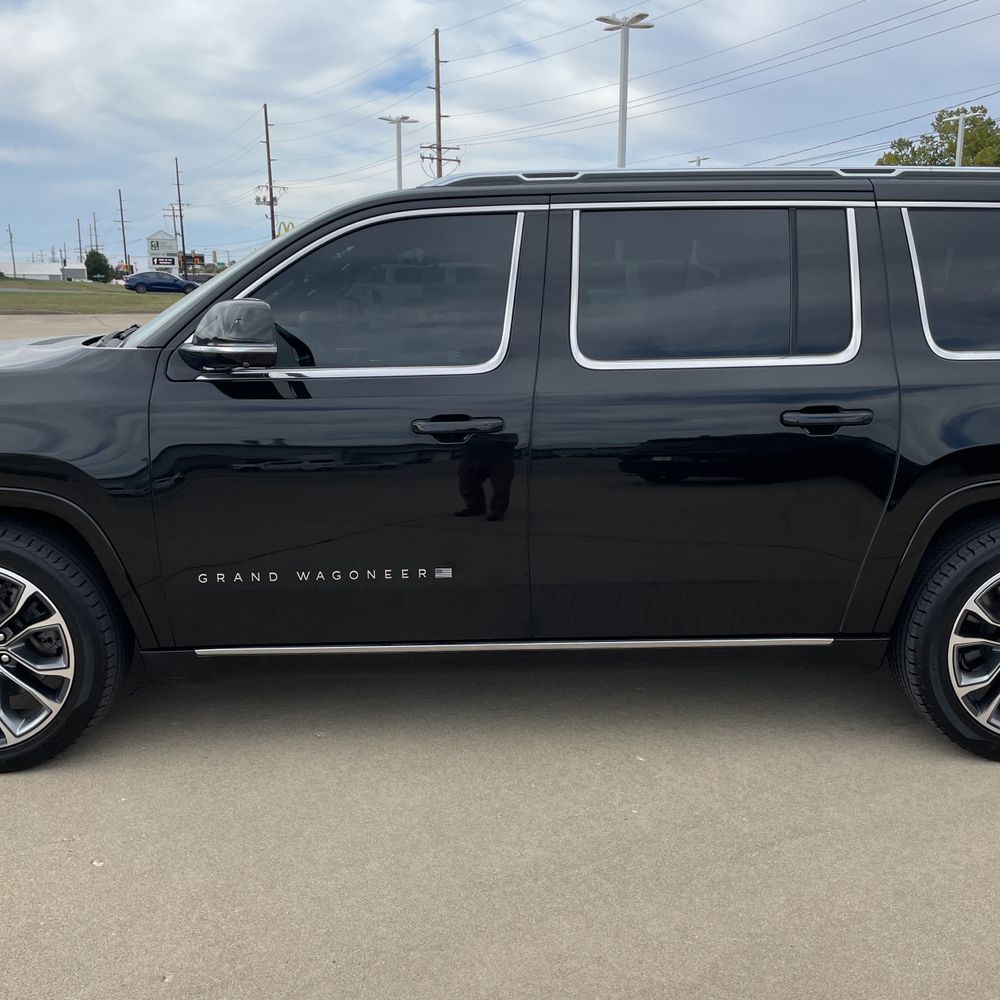 2023 Jeep Grand Wagoneer L Series III