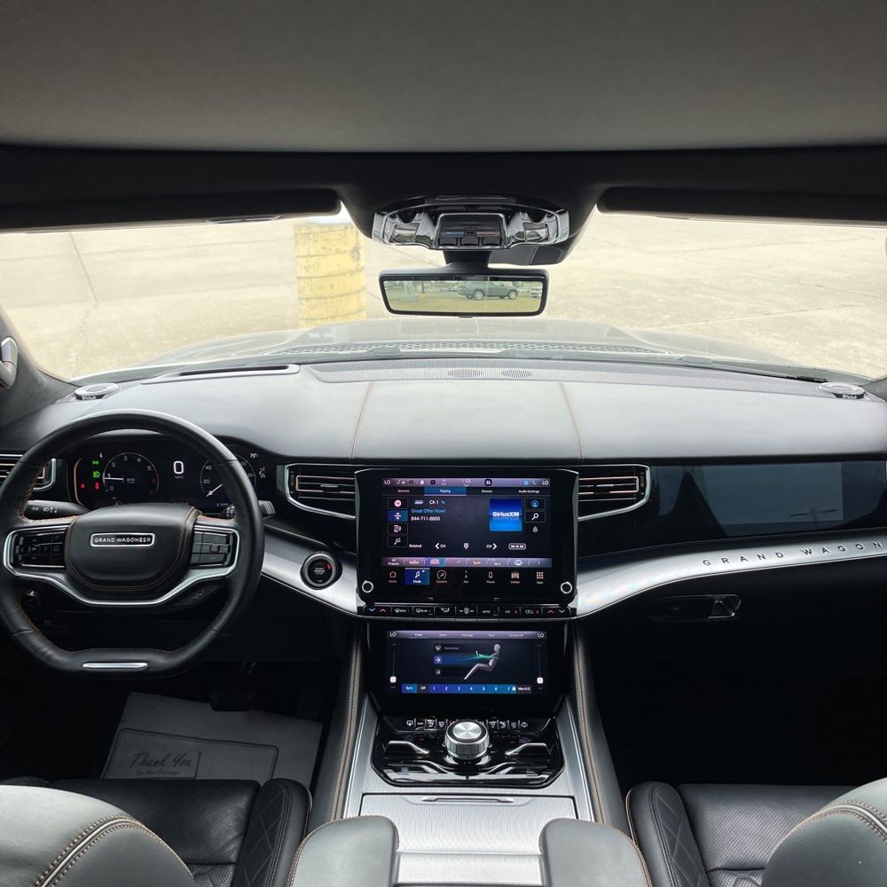 2023 Jeep Grand Wagoneer L Series III