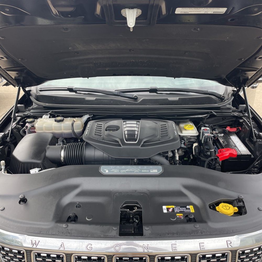 2023 Jeep Grand Wagoneer L Series III