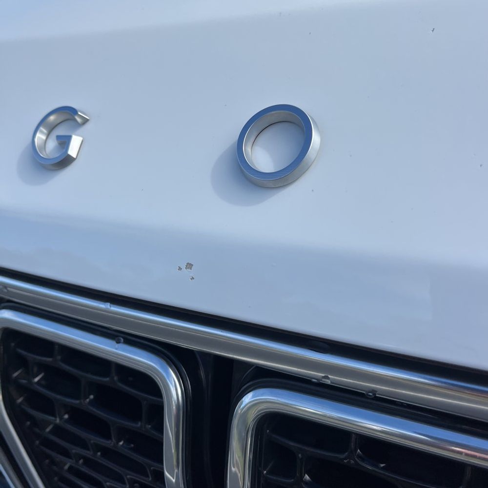 2023 Jeep Wagoneer Base