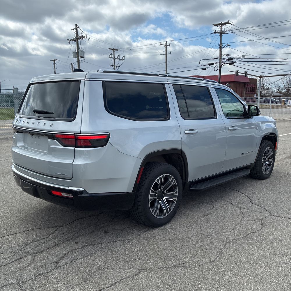 2024 Jeep Wagoneer Series II
