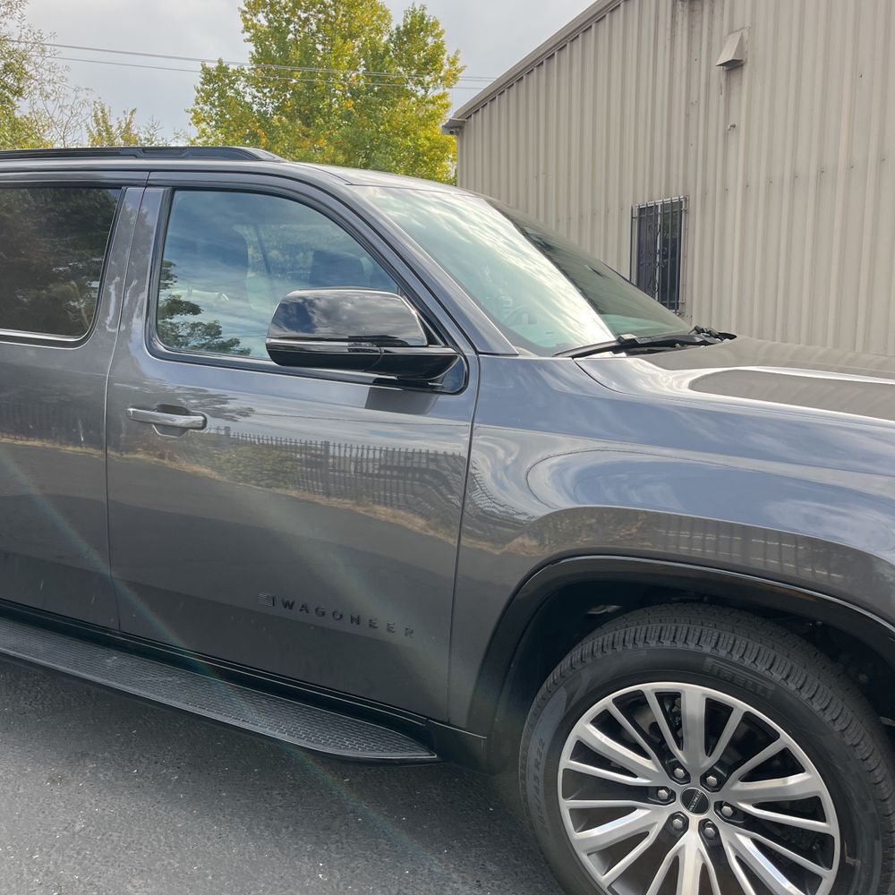 2024 Jeep Wagoneer Carbide