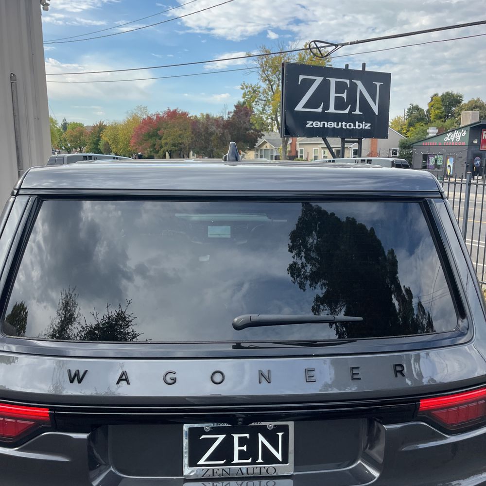 2024 Jeep Wagoneer Carbide