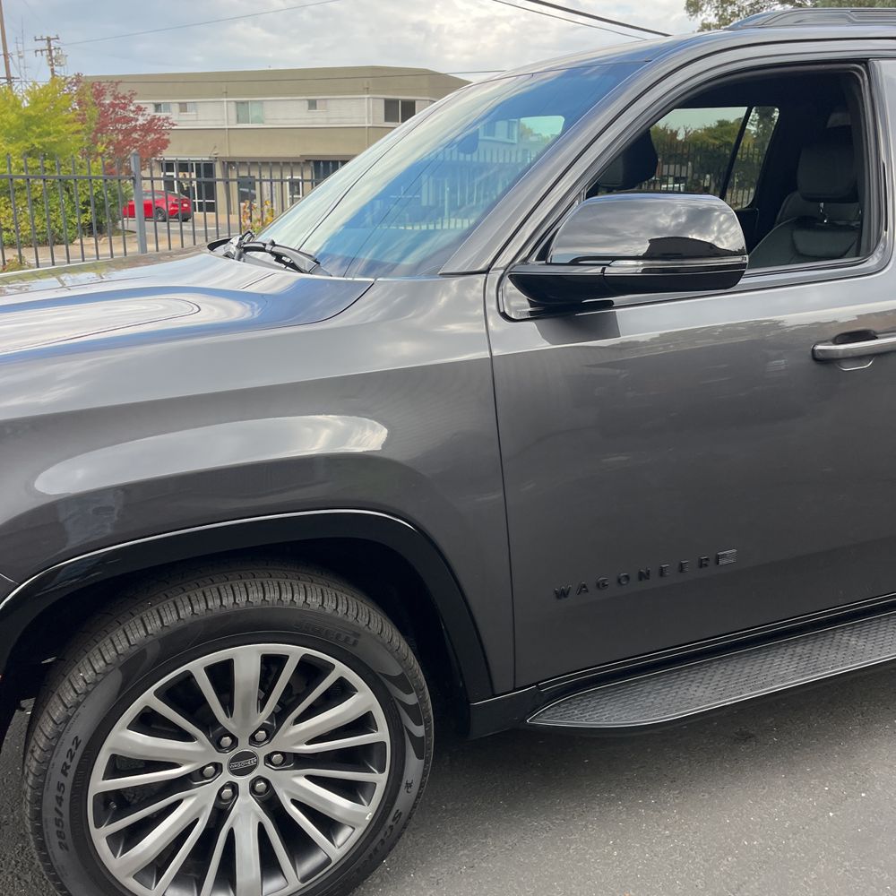 2024 Jeep Wagoneer Carbide