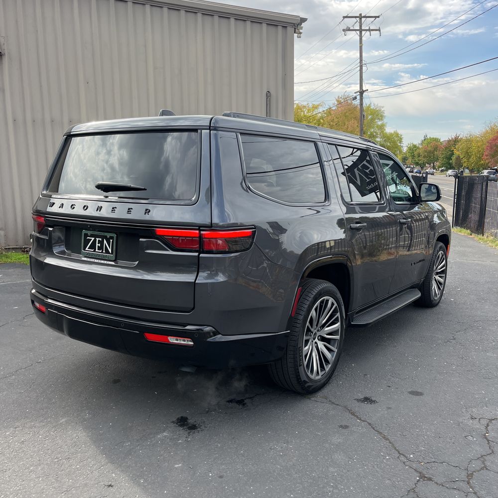 2024 Jeep Wagoneer Carbide