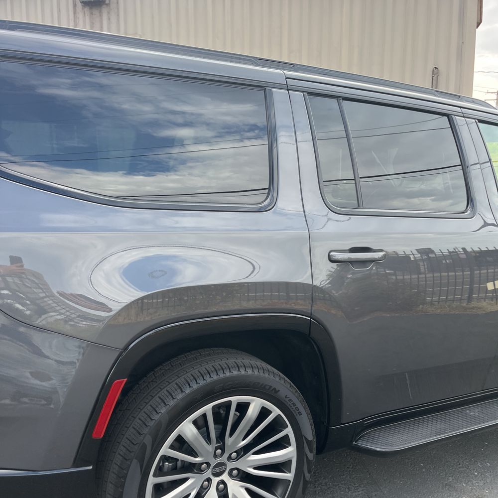 2024 Jeep Wagoneer Carbide