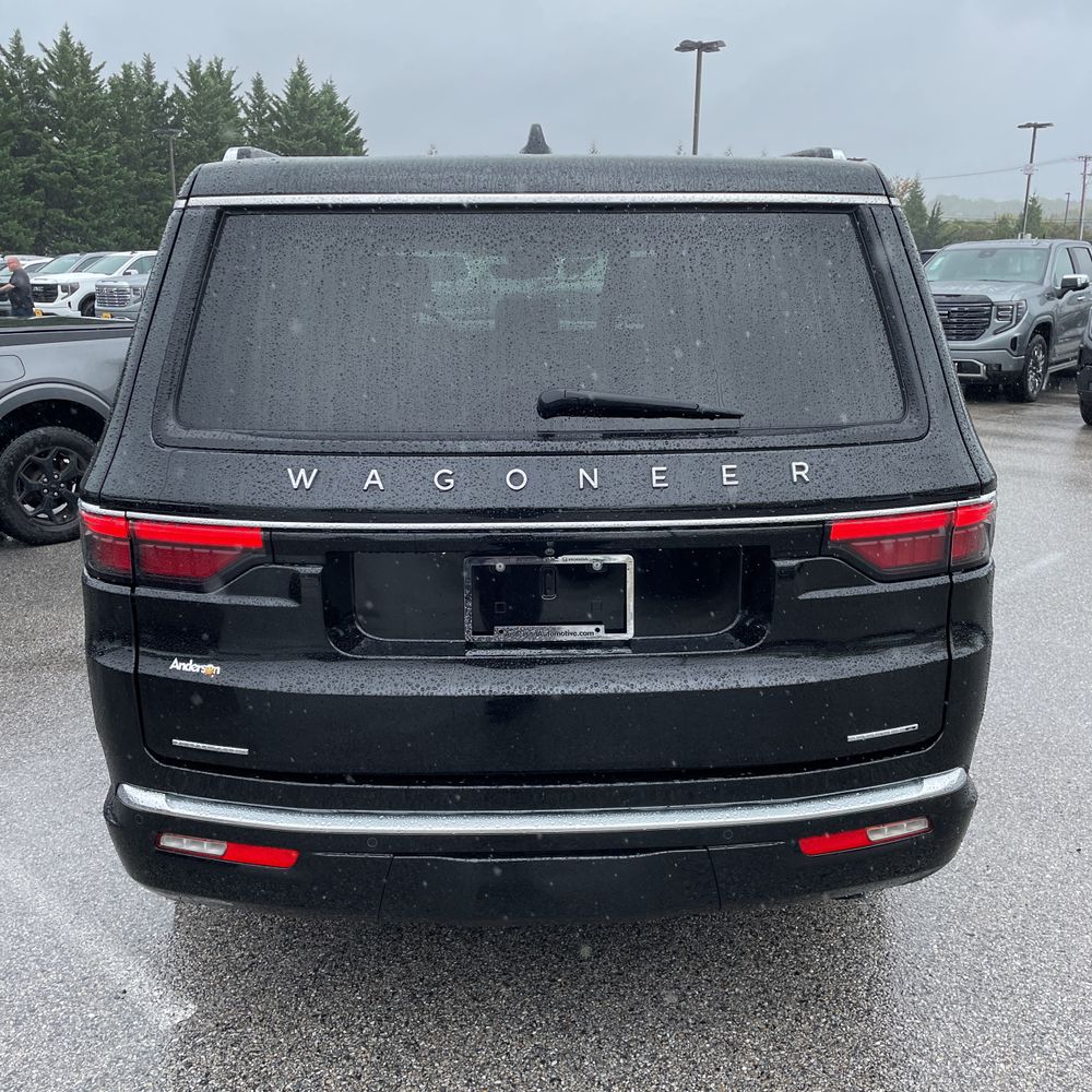 2023 Jeep Wagoneer Series II