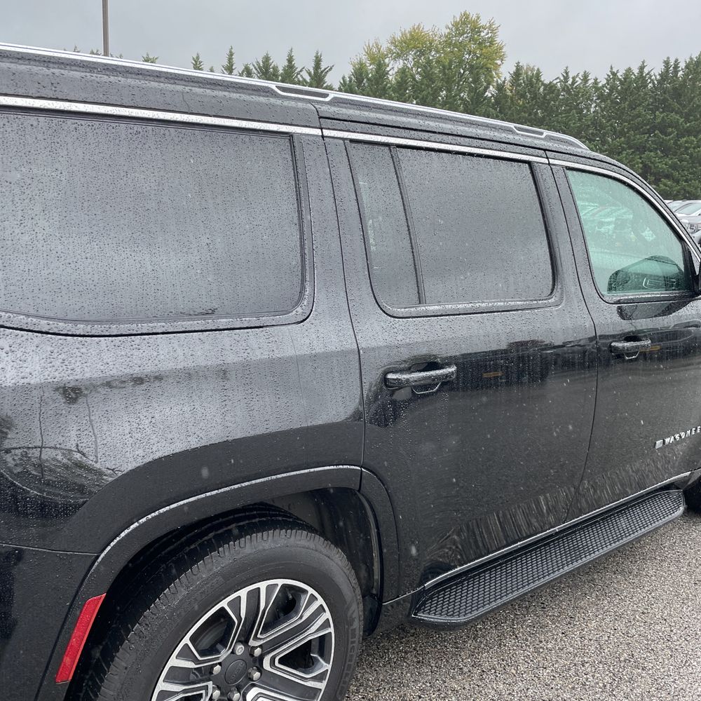 2023 Jeep Wagoneer Series II