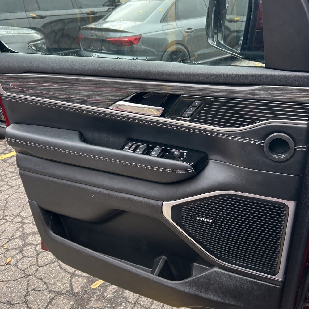 2022 Jeep Wagoneer Series II