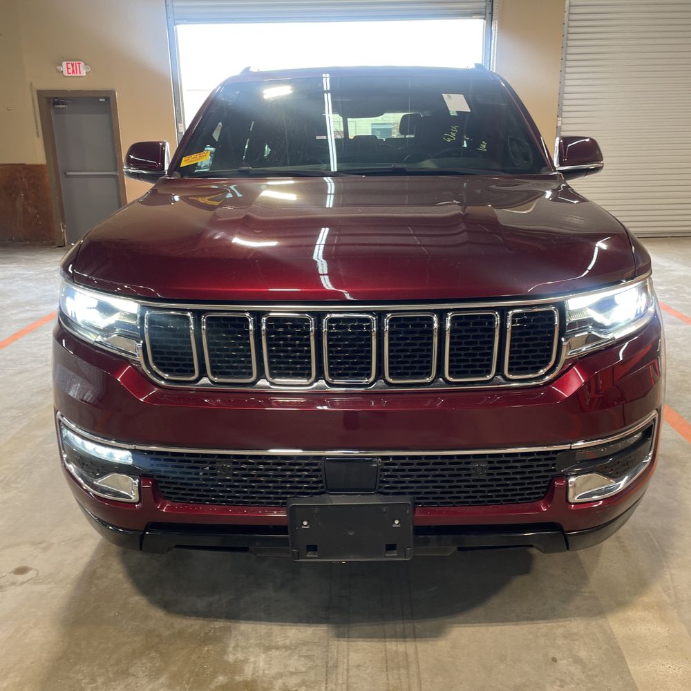 2022 Jeep Wagoneer Series II