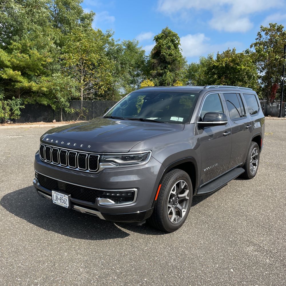 2023 Jeep Wagoneer Series III
