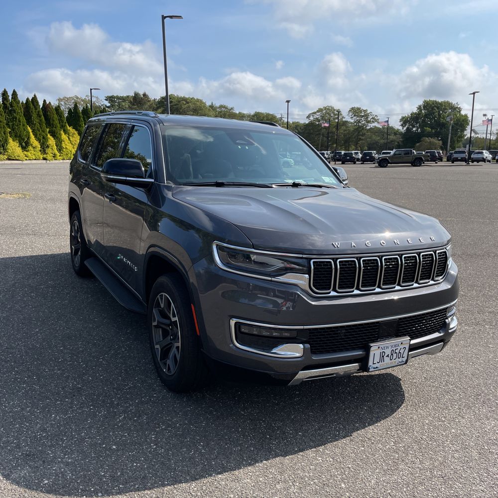 2023 Jeep Wagoneer Series III