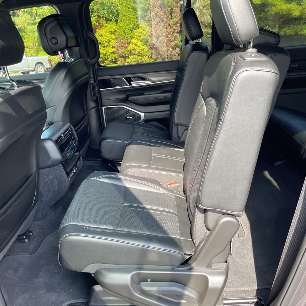 2023 Jeep Wagoneer Series III