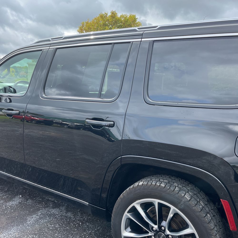 2023 Jeep Wagoneer Series III