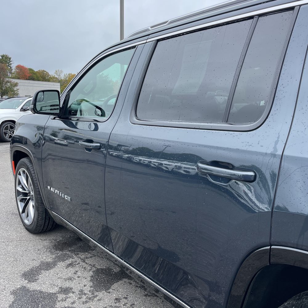 2023 Jeep Wagoneer Series III