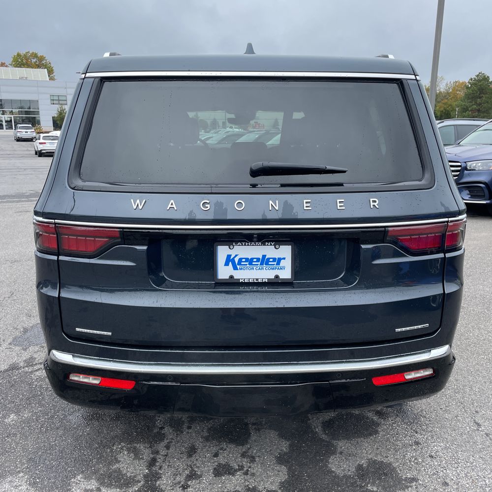 2023 Jeep Wagoneer Series III