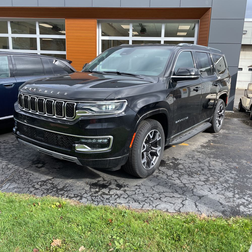 2023 Jeep Wagoneer Series III