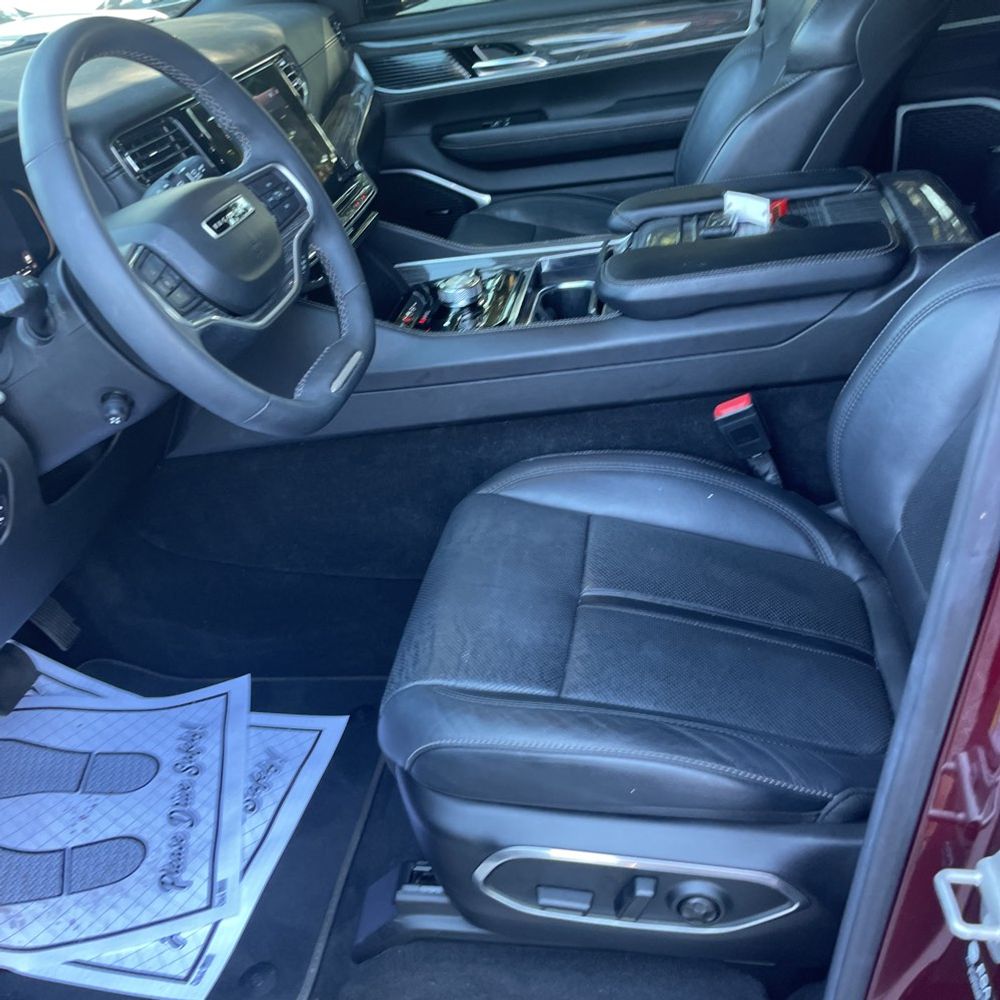 2022 Jeep Wagoneer Series III