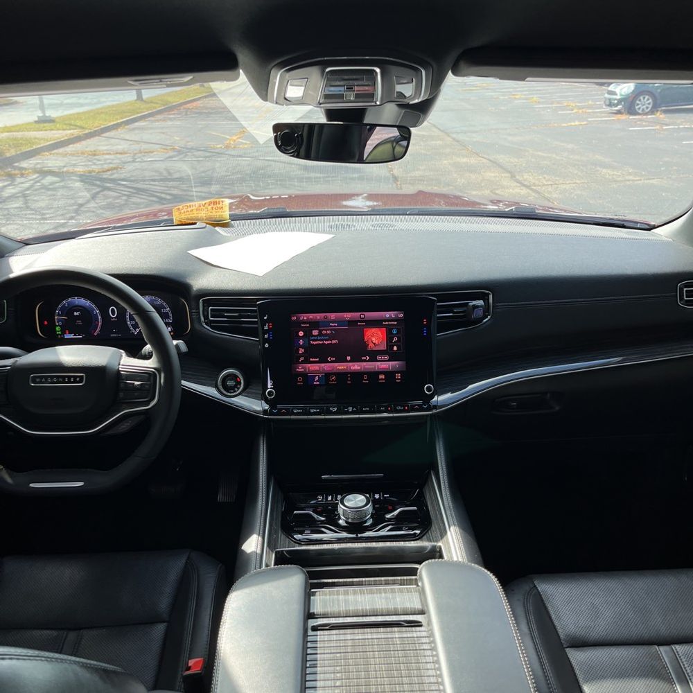 2022 Jeep Wagoneer Series III