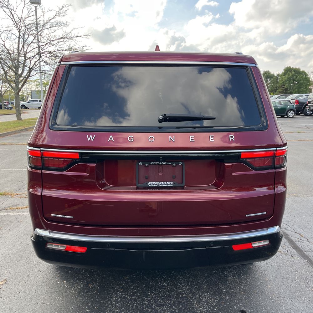 2022 Jeep Wagoneer Series III